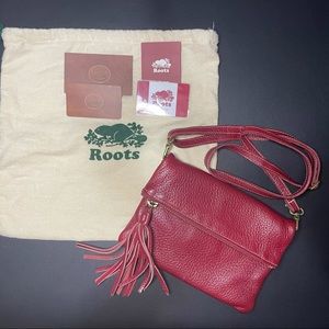 Red roots shoulder/crossbody leather bag